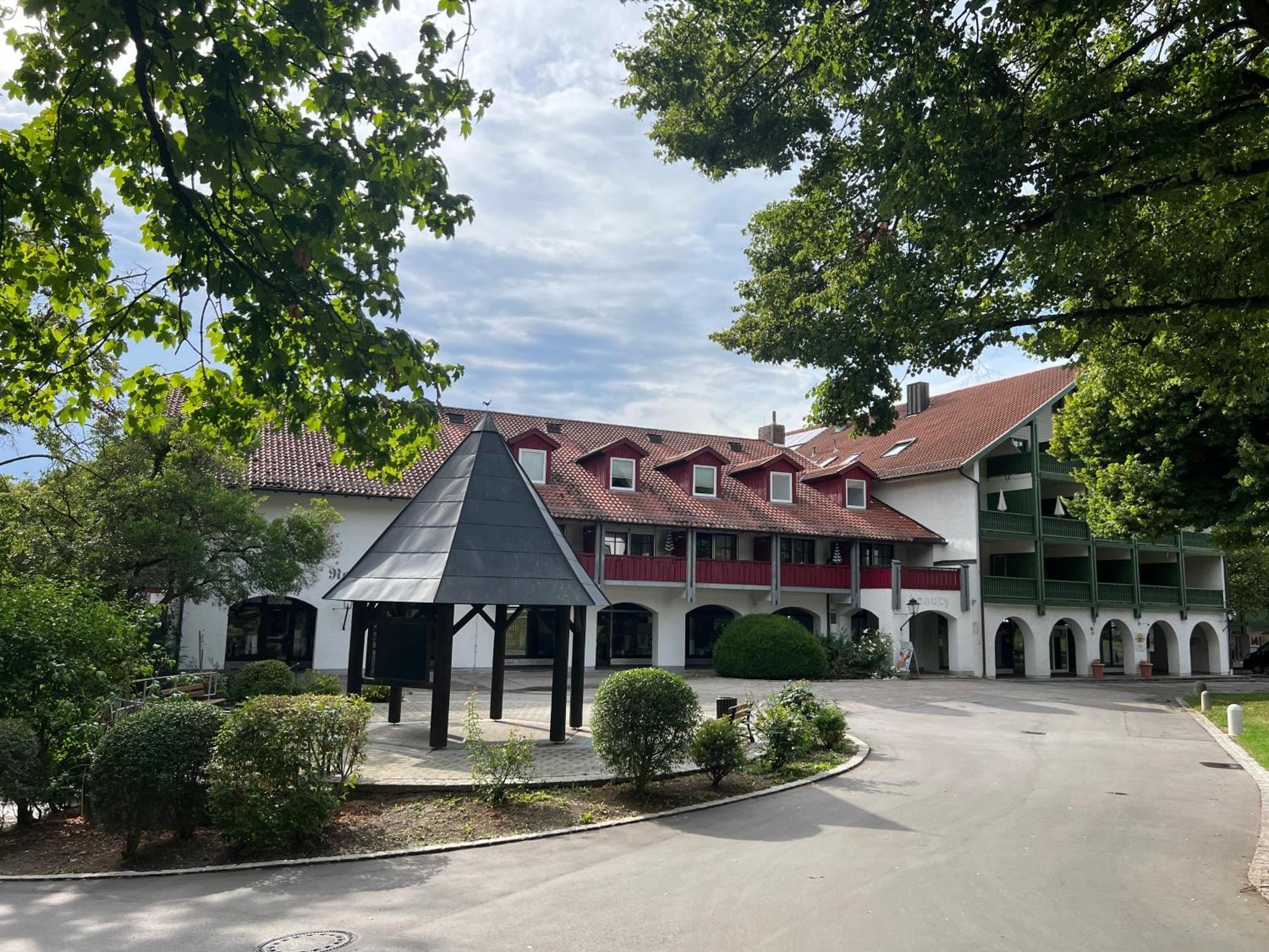 Wunderschoenes Mit Bademantelgang Zur Wohlfuehltherme Apartment Bad Griesbach (Bavaria)